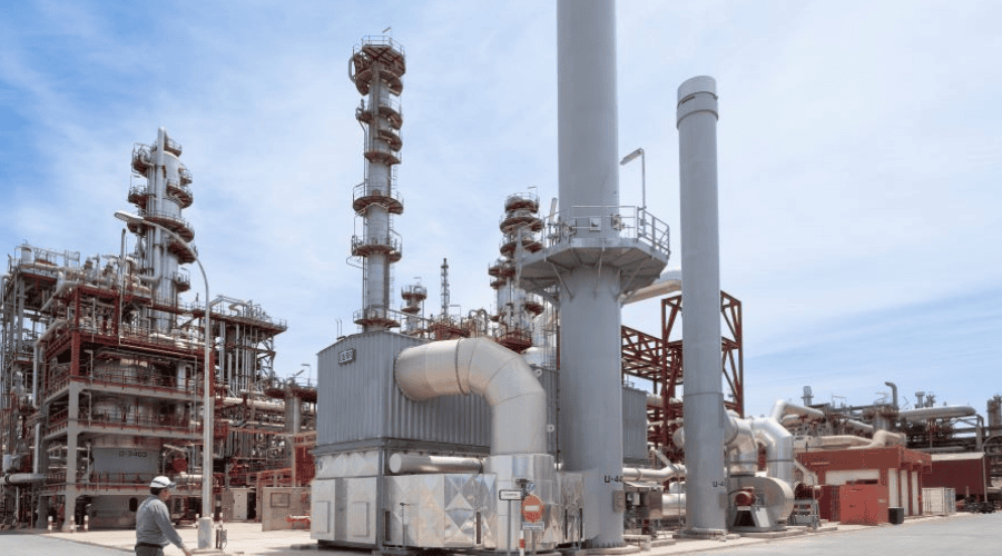 Soluciones de ingeniería de Montrel para la industria química: Automatización y control de procesos complejos.